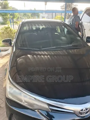 Toyota Corolla 2017 Black