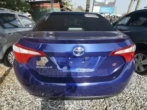 Toyota Corolla 2016 Blue