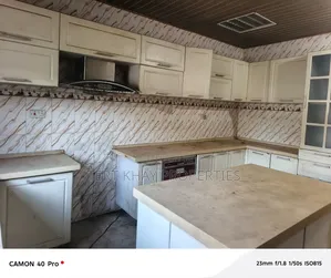 5bdrm House in Okpoi Goono, Teshie for rent