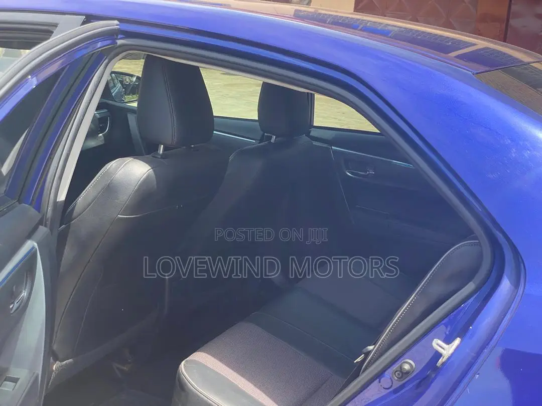 Toyota Corolla 2016 Blue