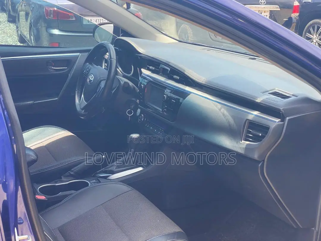 Toyota Corolla 2016 Blue