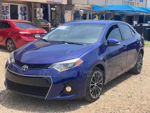 Toyota Corolla 2016 Blue