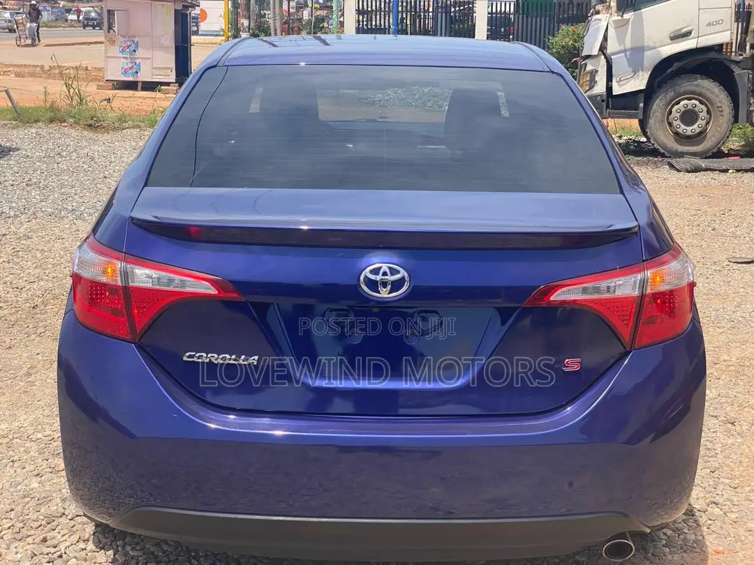Toyota Corolla 2016 Blue