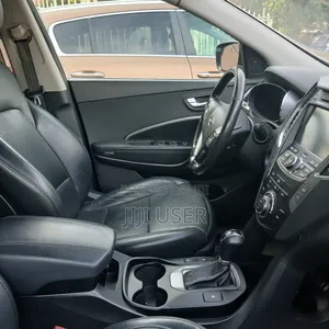 Hyundai Santa Fe 2014 White