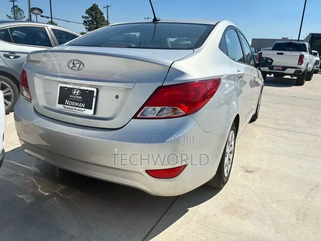 Hyundai Accent GLS 4dr Sedan (1.6L 4cyl 6A) 2015 Gray