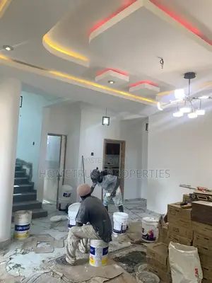 5bdrm Duplex in Kwabenya Acp for sale