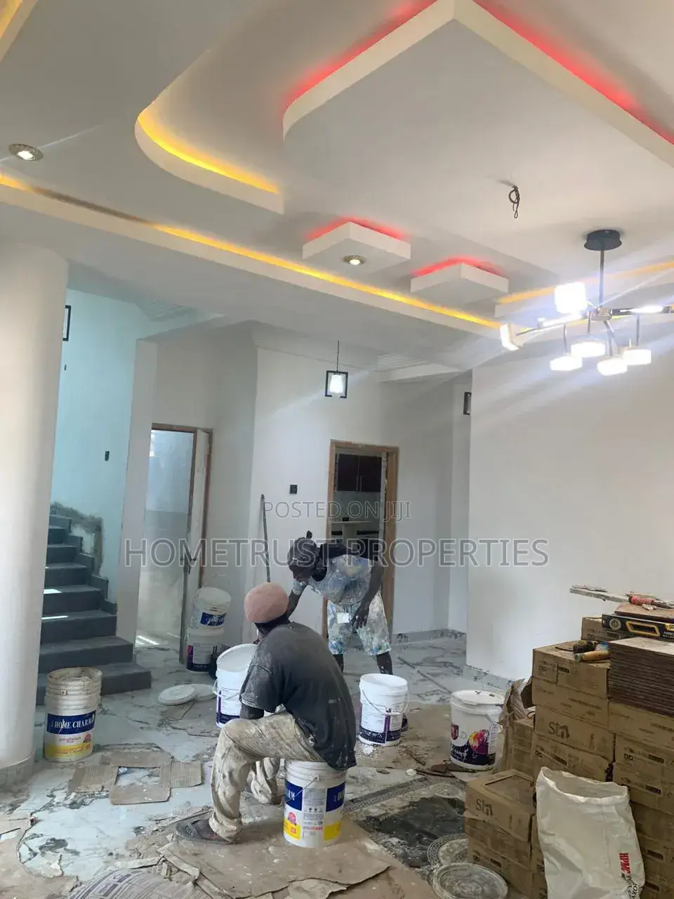 5bdrm Duplex in Kwabenya Acp for sale