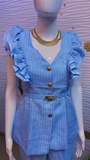 Luxury Ladies 2pies Suit