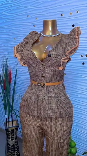Luxury Ladies 2pies Suit