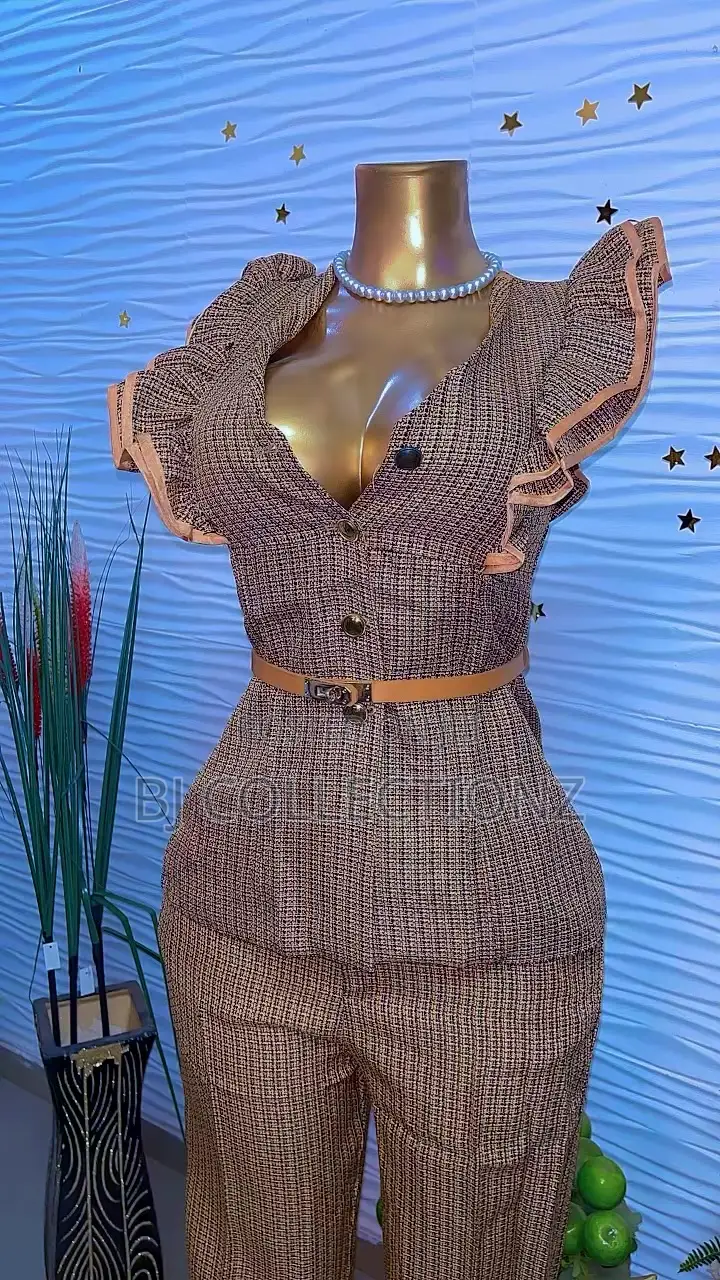 Luxury Ladies 2pies Suit