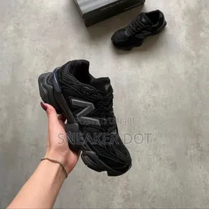 New Balance 9060 Black