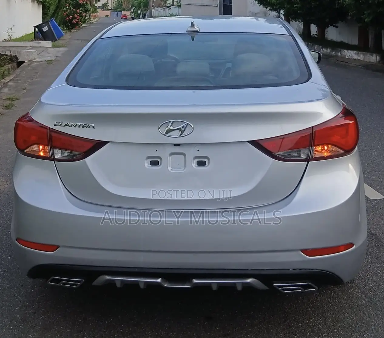 Hyundai Elantra 2016 Silver
