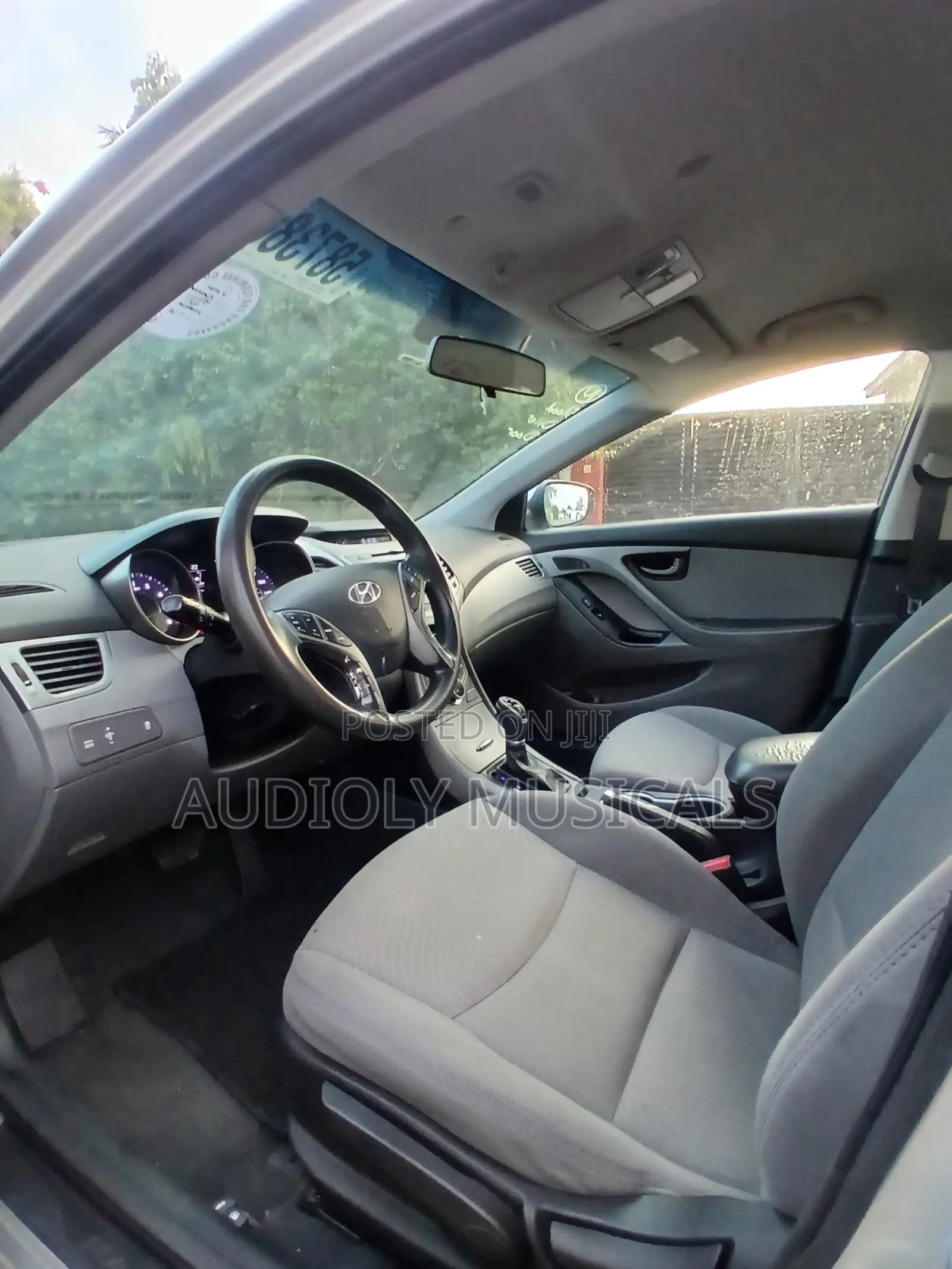 Hyundai Elantra 2016 Silver