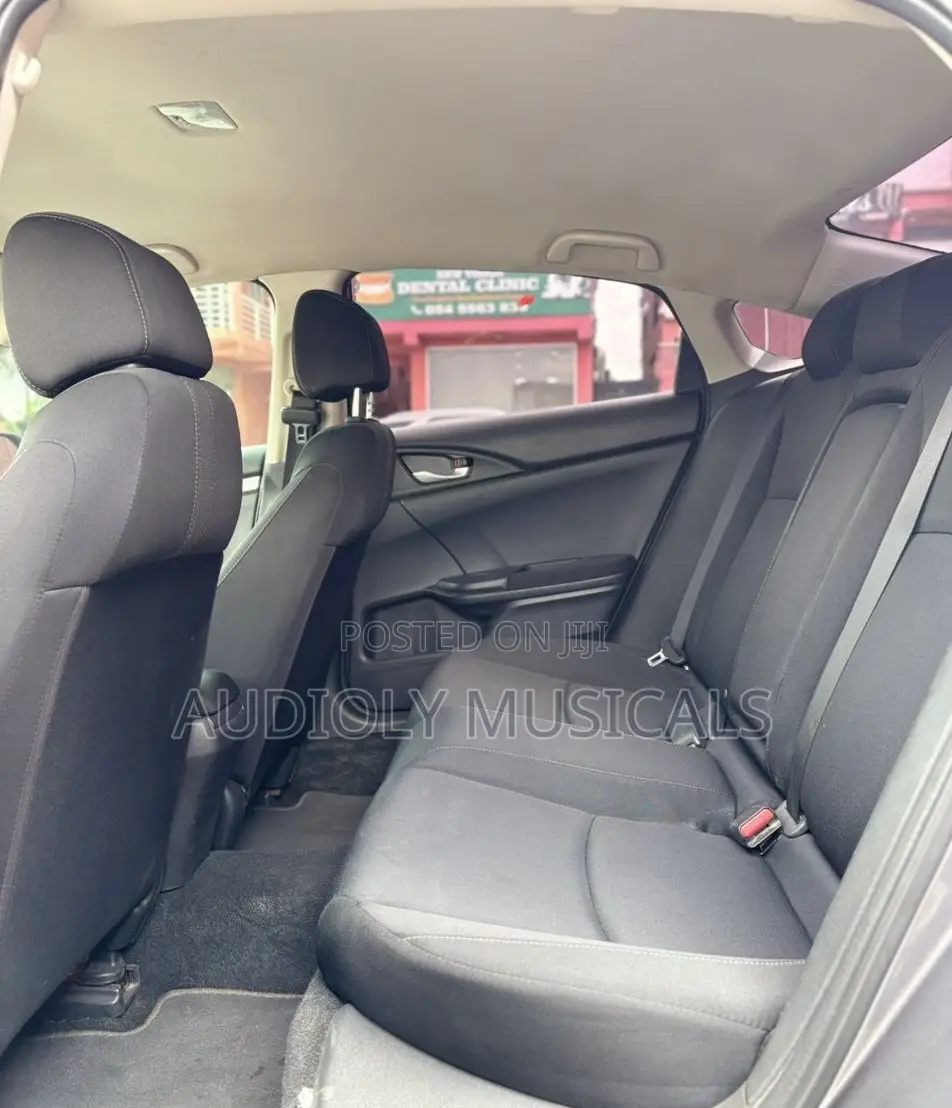 Honda Civic 2018 Gray