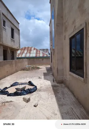5 Bedroom Apartment for Sale at Dansoman