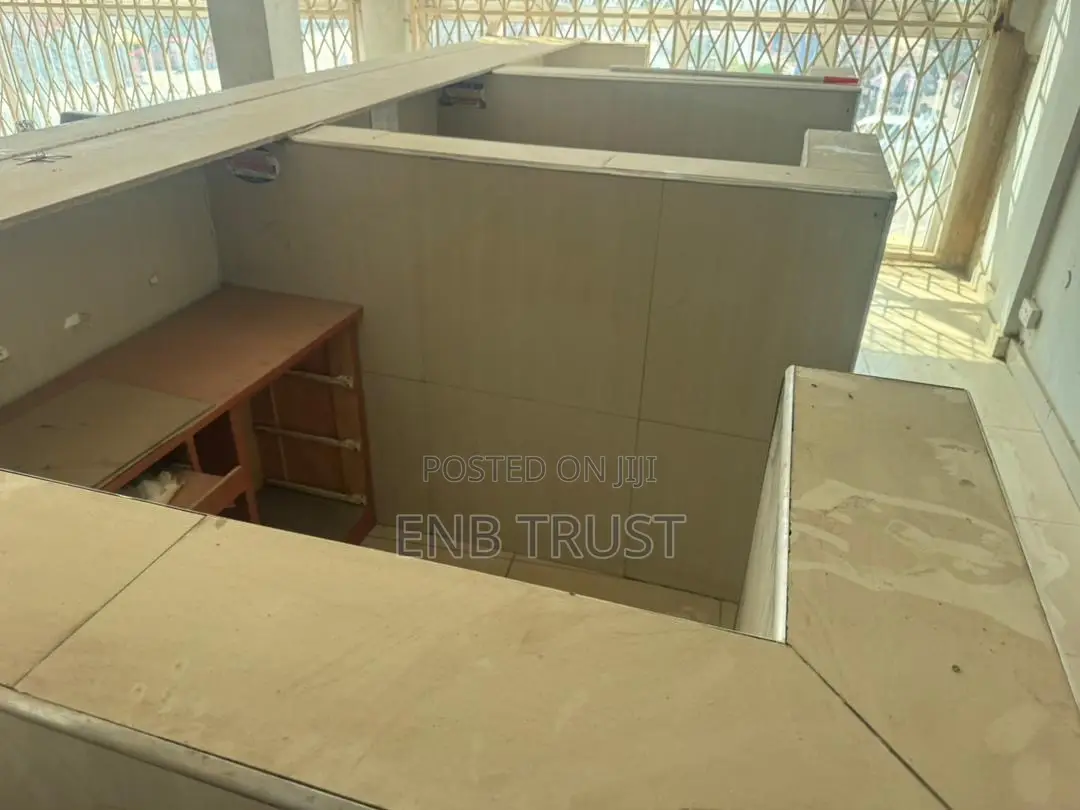 100 SQM Office Space for Rent at Dome Market