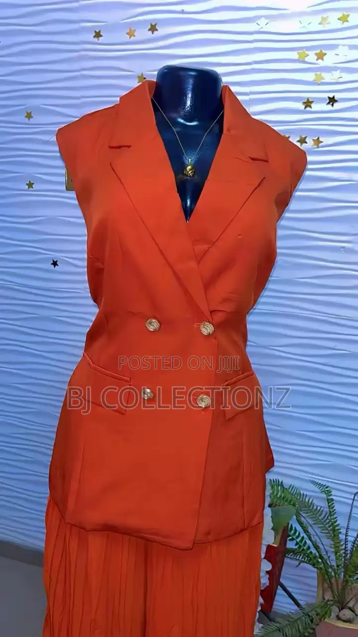 Luxury Classy Corporate 2pies Suit for Boss Lady