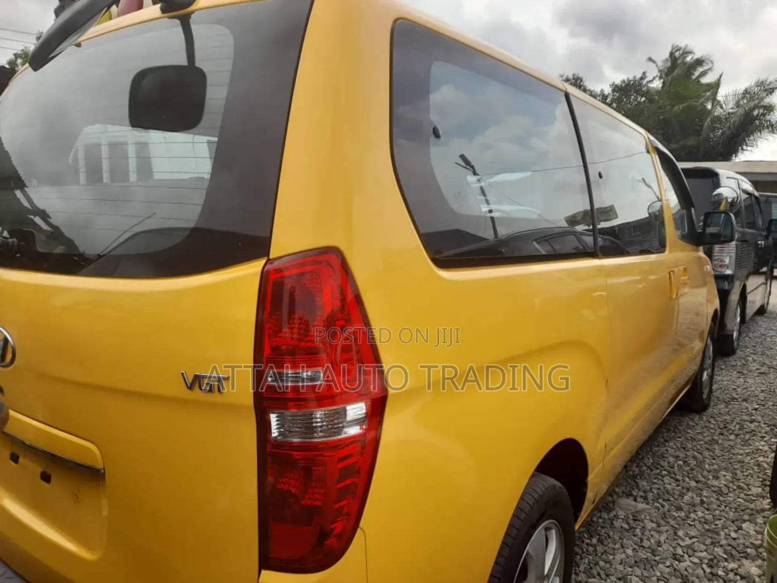 Hyundai Starex 2002 Yellow