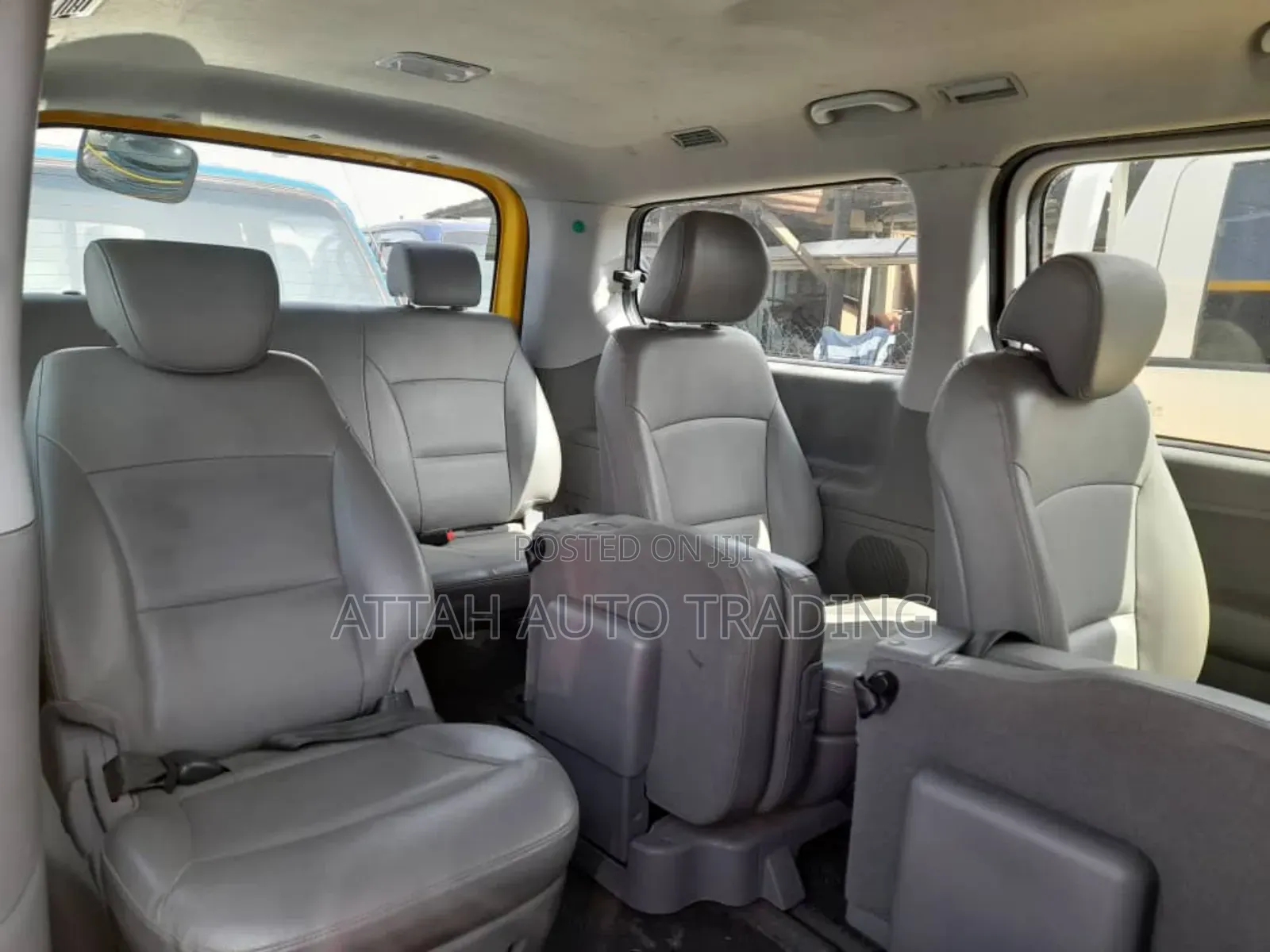 Hyundai Starex 2002 Yellow
