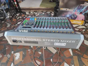 Yamaha Pa-1200