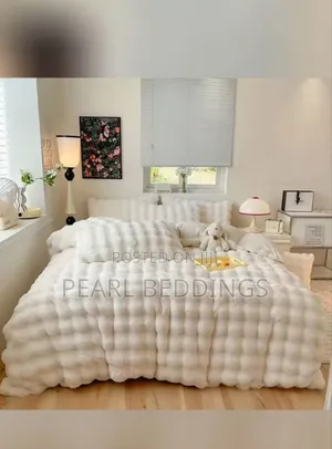 High Quality Extra Comfy Cozy 7pcs Velvet Duvet Set Available in Color