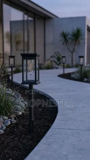 Modern Led Garden Solar Light (White)