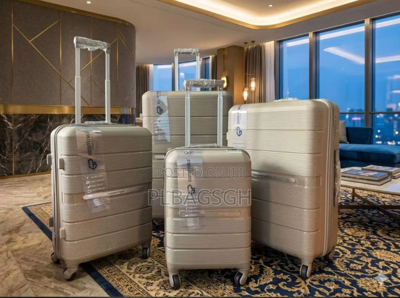 Unbreakable Luxury Luggage Four in One Extra Large,Large,Medium,Small