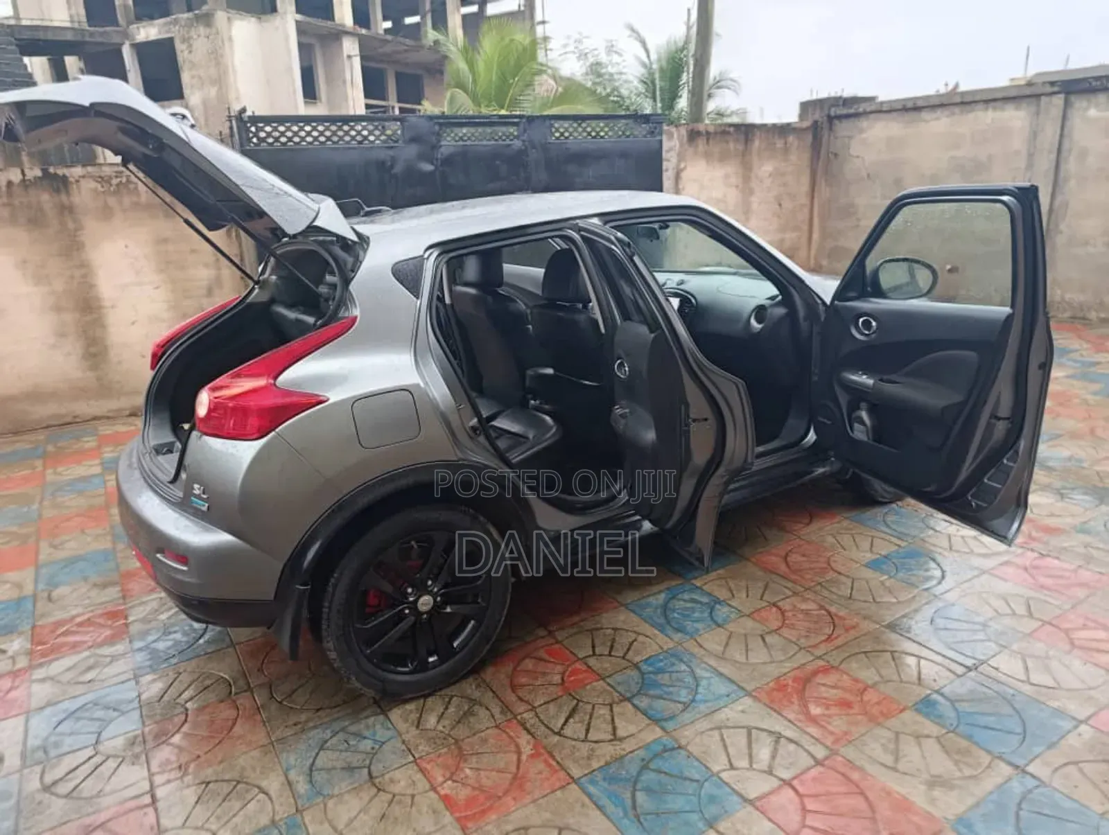 Nissan Juke S 4dr Hatchback (1.6L 4cyl Turbo CVT) 2015 Gray