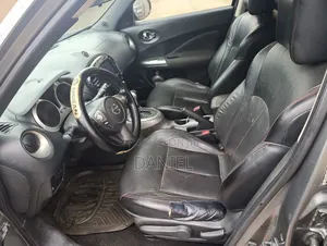 Nissan Juke S 4dr Hatchback (1.6L 4cyl Turbo CVT) 2015 Gray