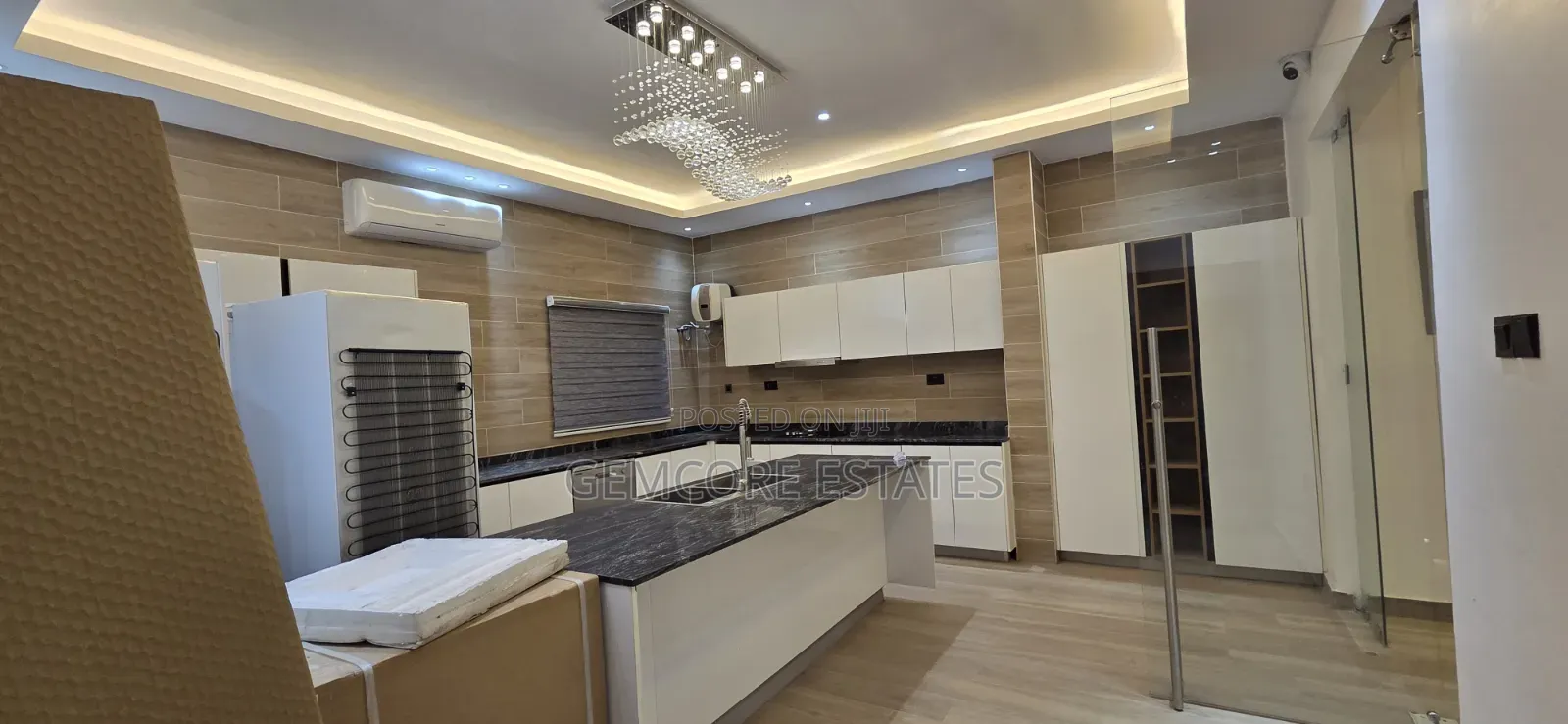 5bdrm House in East Legon Hills, School Junction for sale
