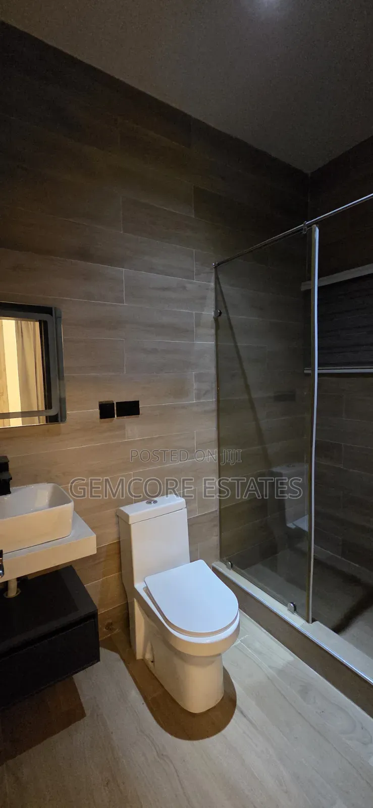 5bdrm House in East Legon Hills, School Junction for sale