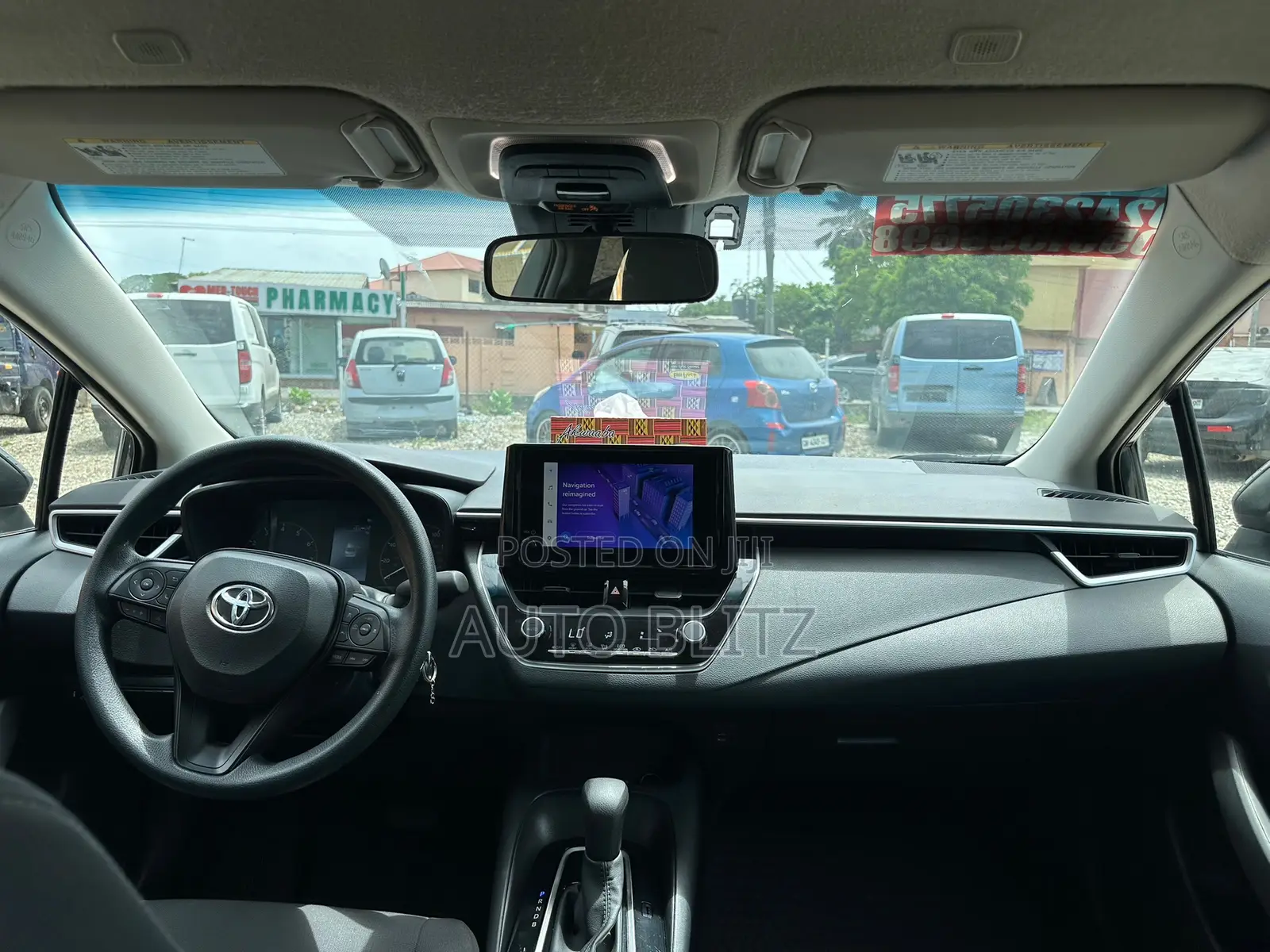 Toyota Corolla 2024 Gray