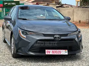 Toyota Corolla 2024 Gray