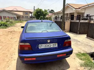 BMW 5 Series 528i 2000 Blue