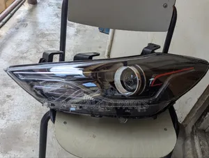 Hyundai Elantra 17-18 Sports Headlight