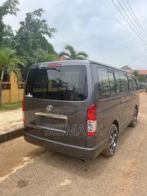 Toyota HiAce 2012 Grey