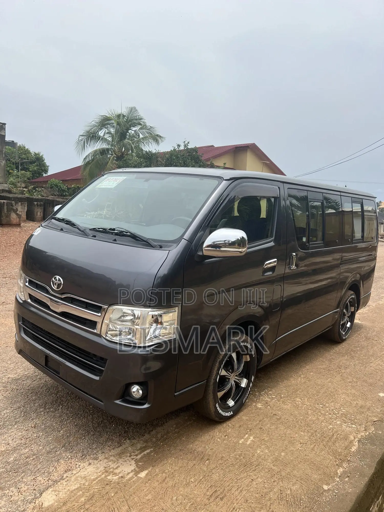 Toyota HiAce 2012 Grey