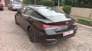 Hyundai Elantra SEL 2021 Black