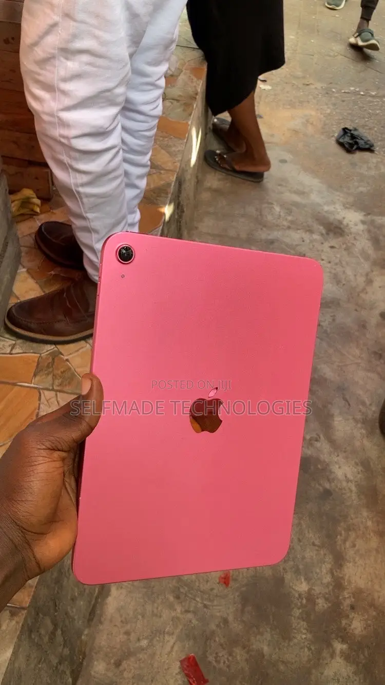 Apple iPad (2025) 128 GB Pink