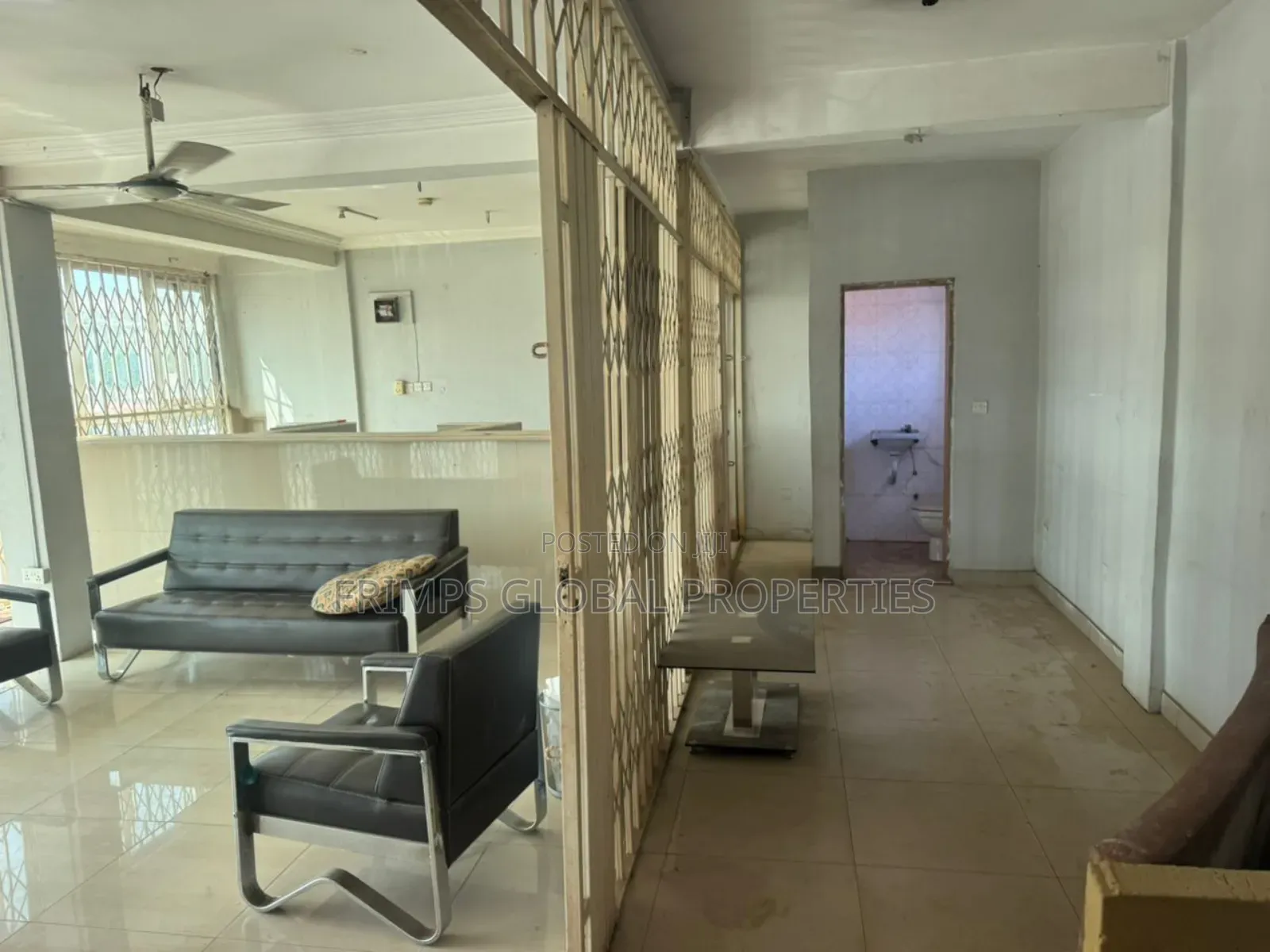 3 In One Office Space In Dome. Market For Rent. Ent