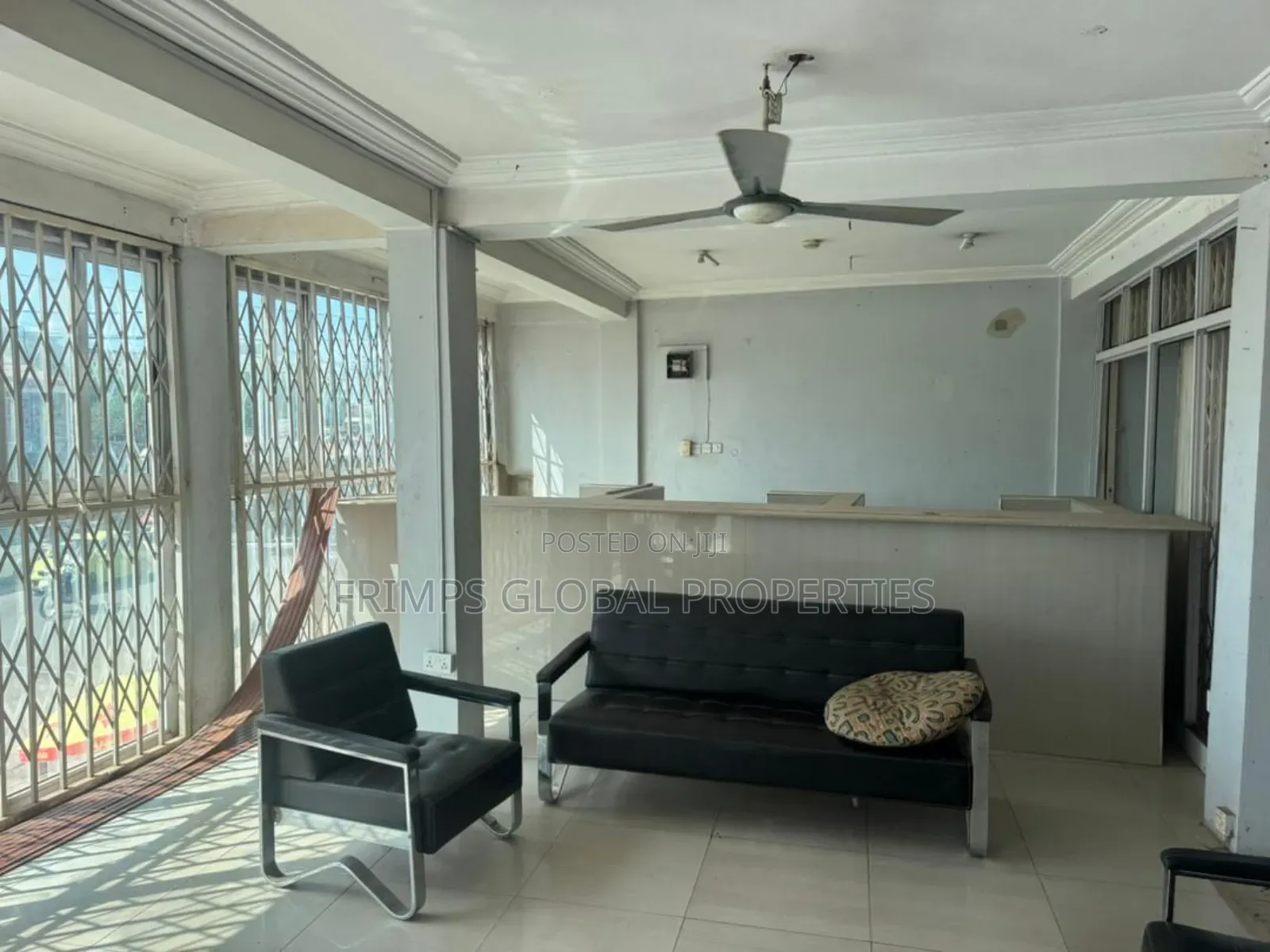 3 In One Office Space In Dome. Market For Rent. Ent