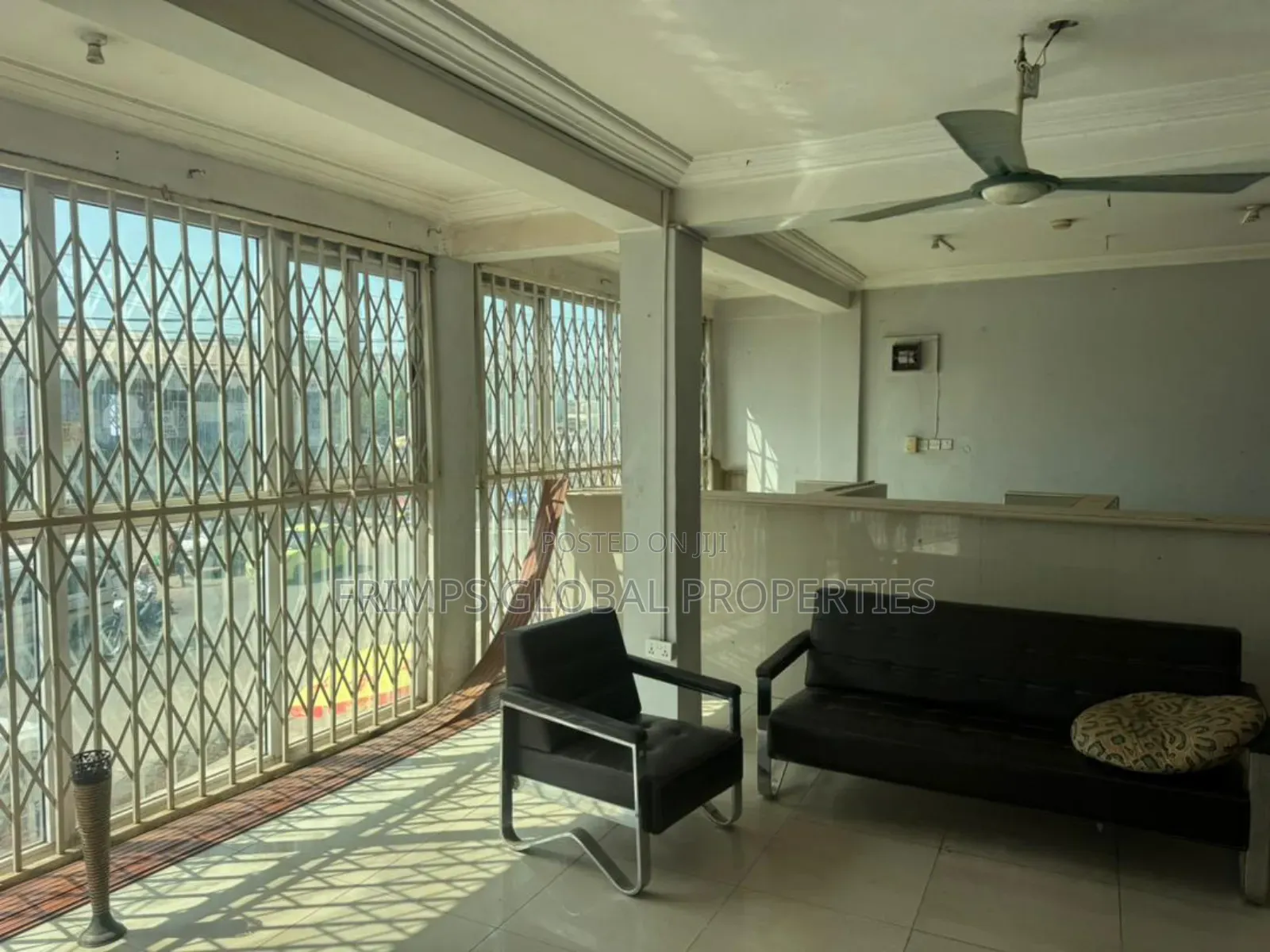3 In One Office Space In Dome. Market For Rent. Ent