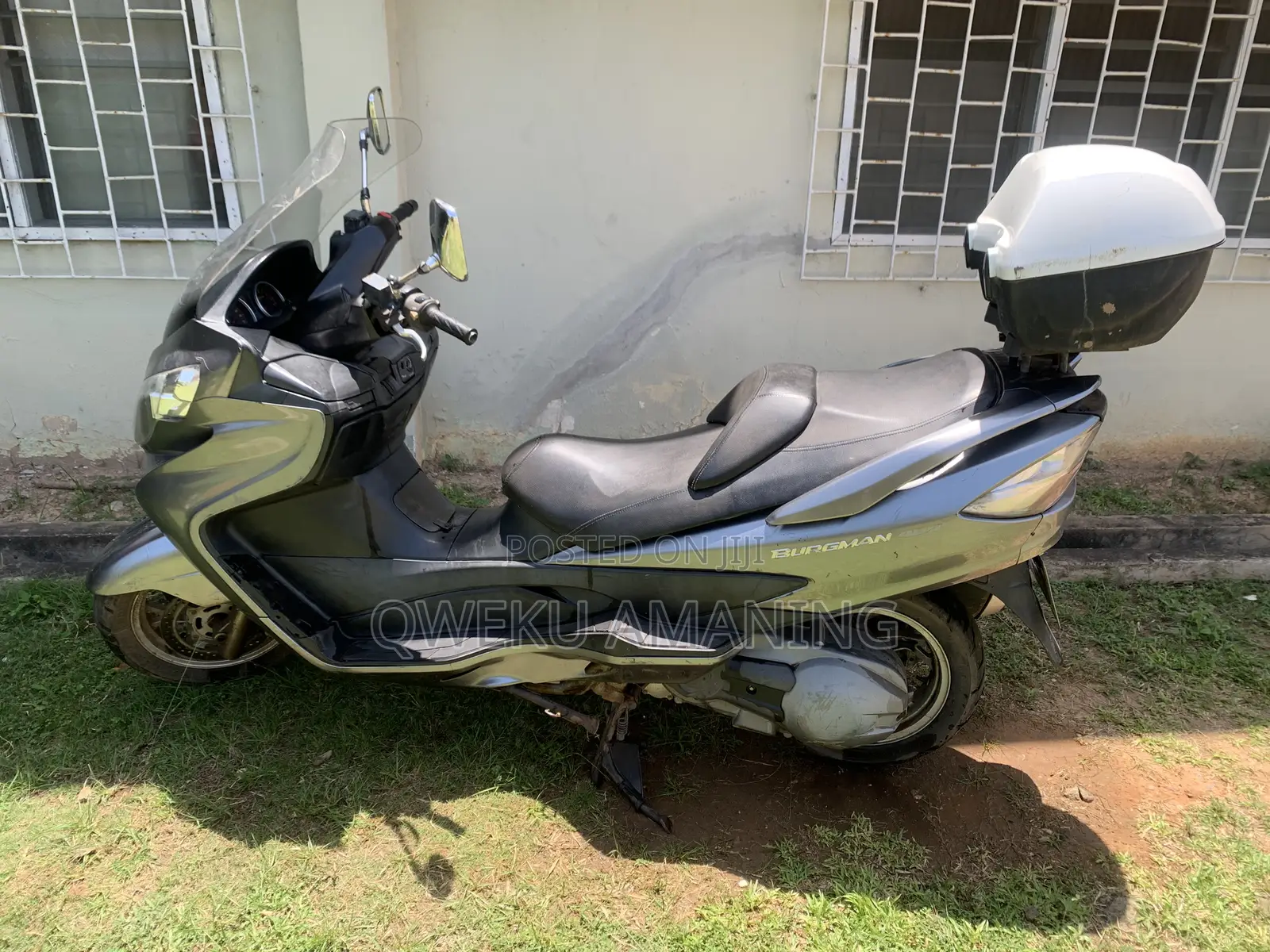Suzuki Burgman 2020 Gray