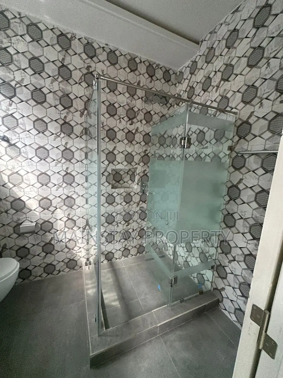 Furnished 4bdrm House in Mainstay Estates, Tseaddo for rent