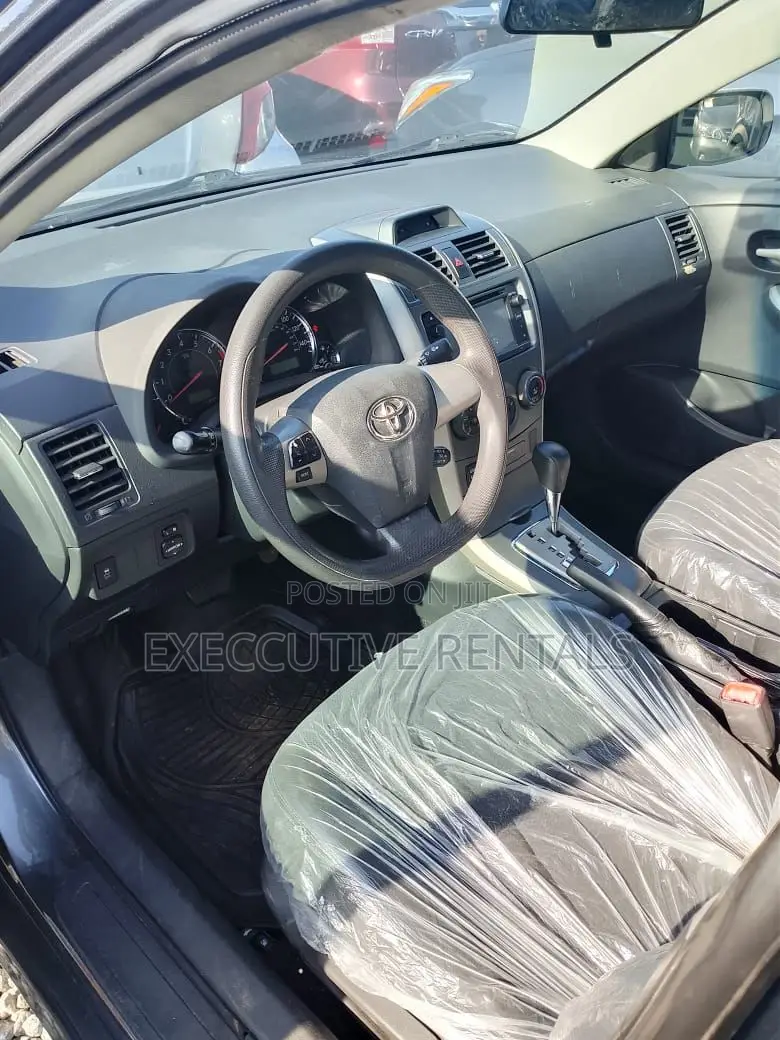 Toyota Corolla 2013 Gray