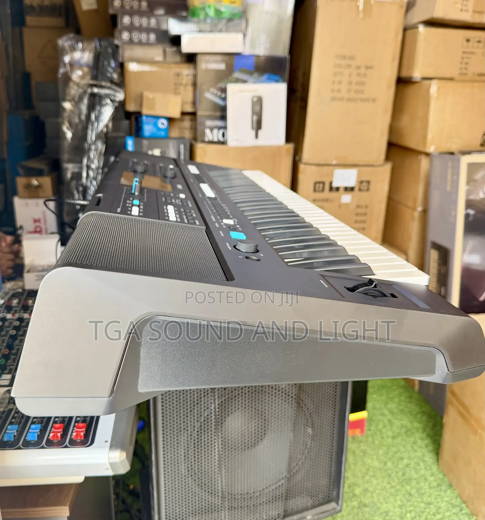 Yamaha PSR-E483 61 Keys Keyboard