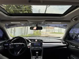 Honda Civic EX-L Sedan 2018 Silver