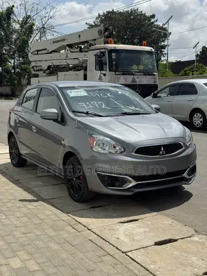 Mitsubishi Mirage 2020 Gray