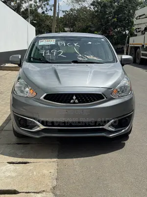 Mitsubishi Mirage 2020 Gray