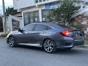 Honda Civic Touring Sedan 2019 Gray